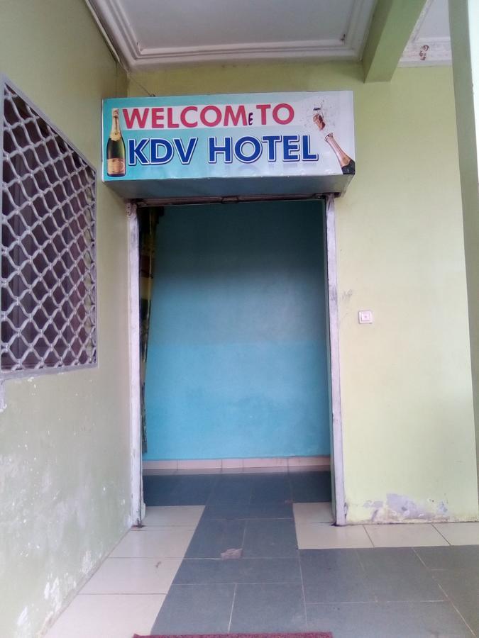 Hotel Kdv Bonaberi Exterior photo