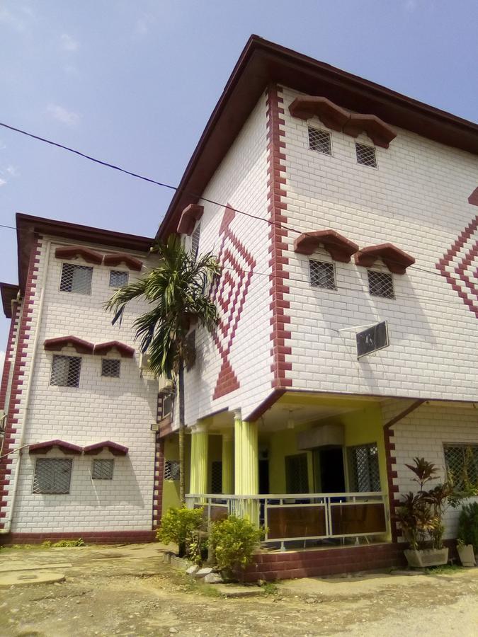 Hotel Kdv Bonaberi Exterior photo